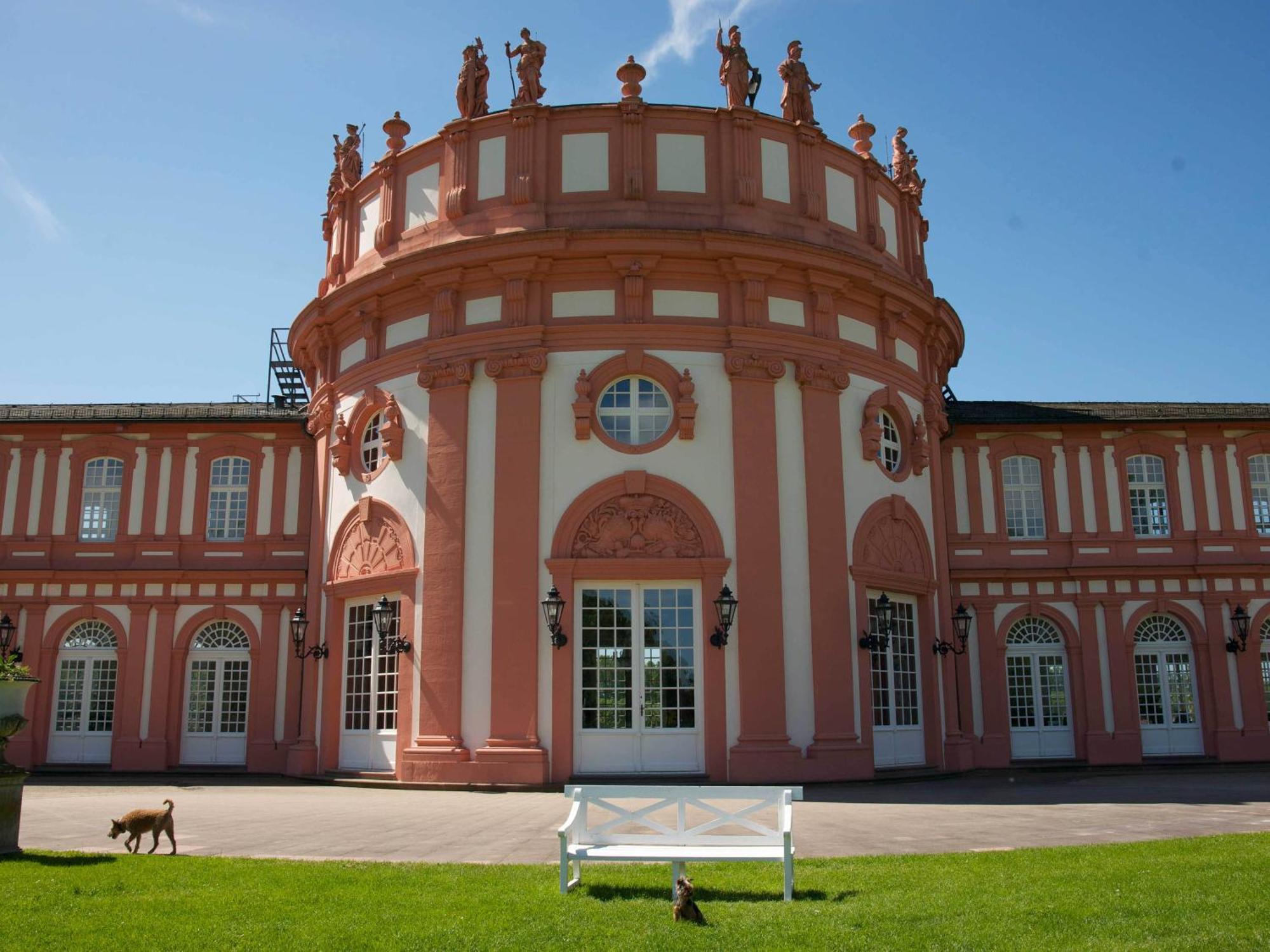 Hotel Am Schlosspark , Wiesbaden Exterior photo